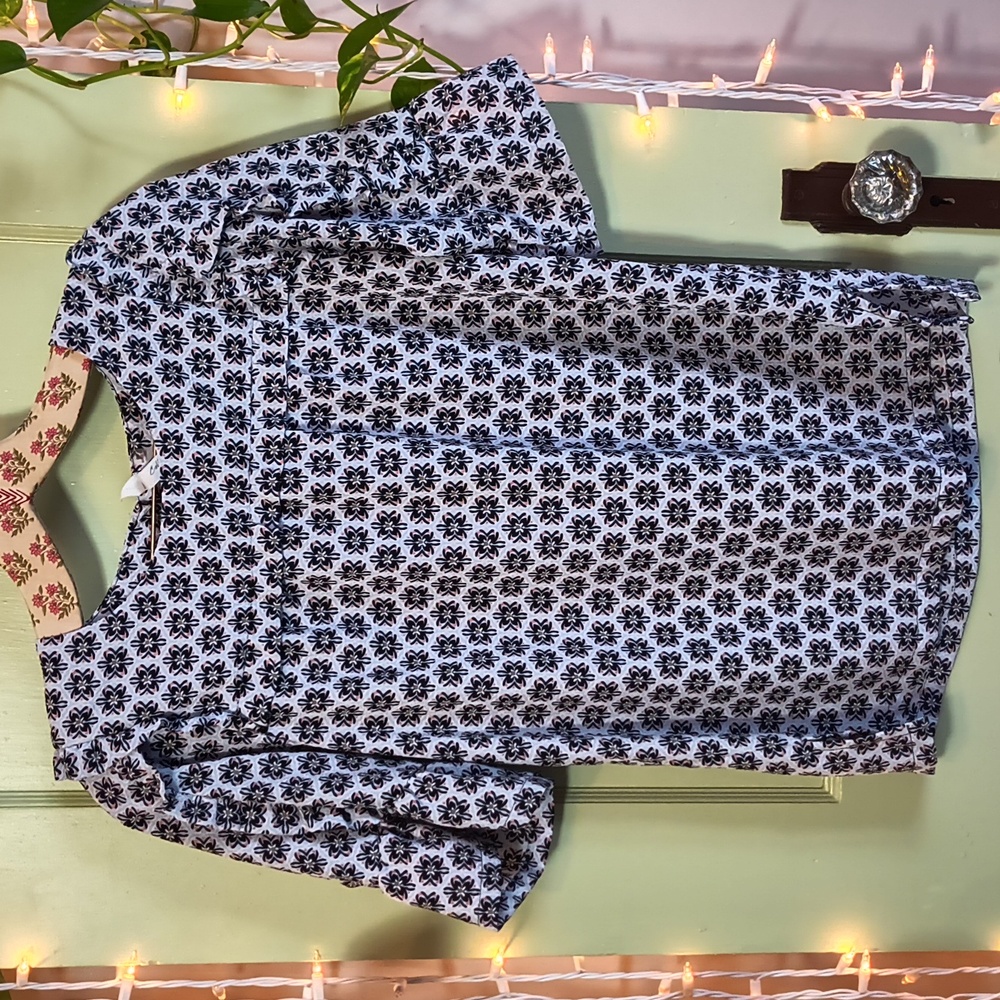 Women's NY Collection Petite Small Floral Blue Black Ruffle Sleeve Blouse